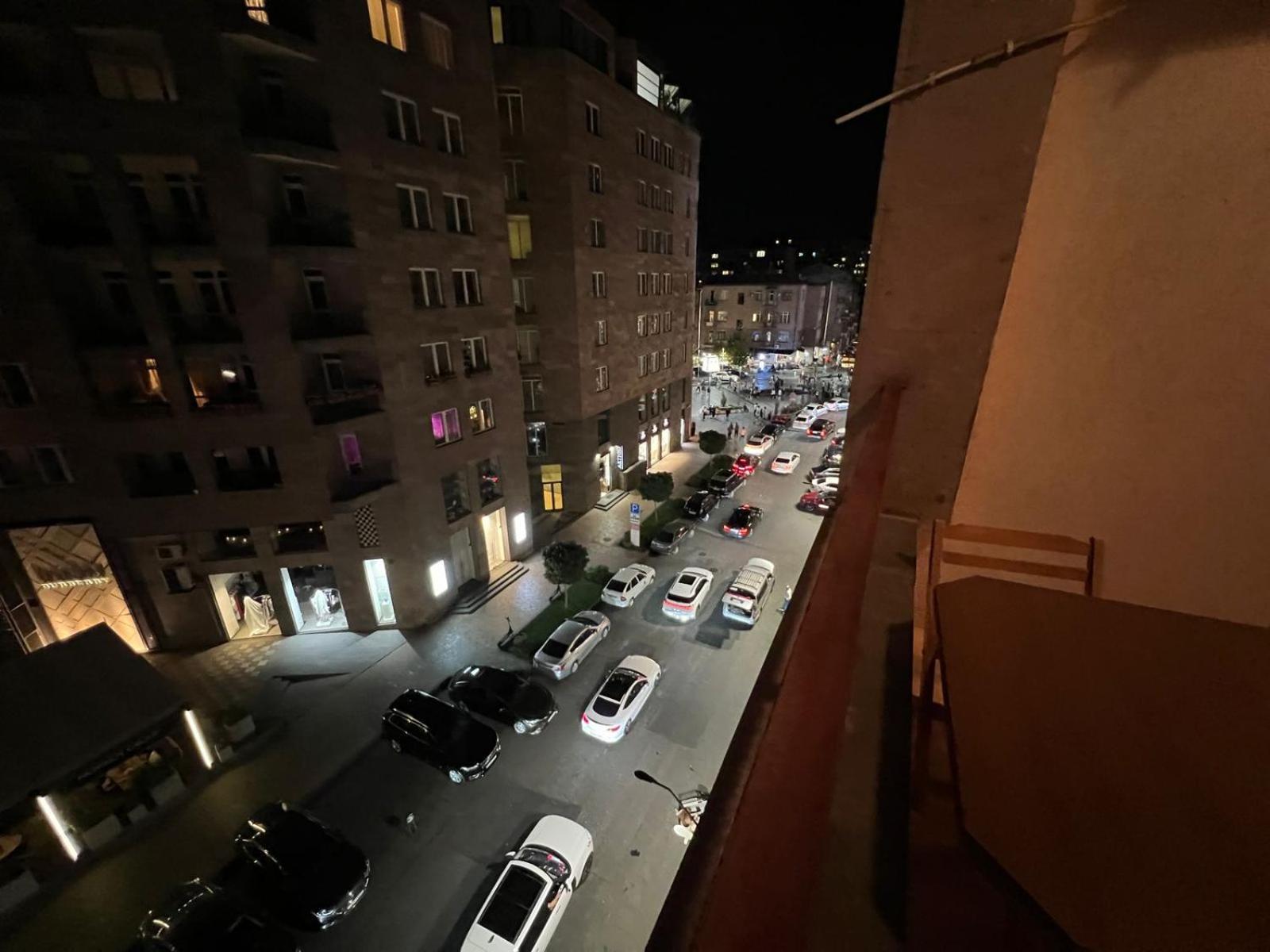 Rent Inn Yerevan On North Avenue Exteriér fotografie
