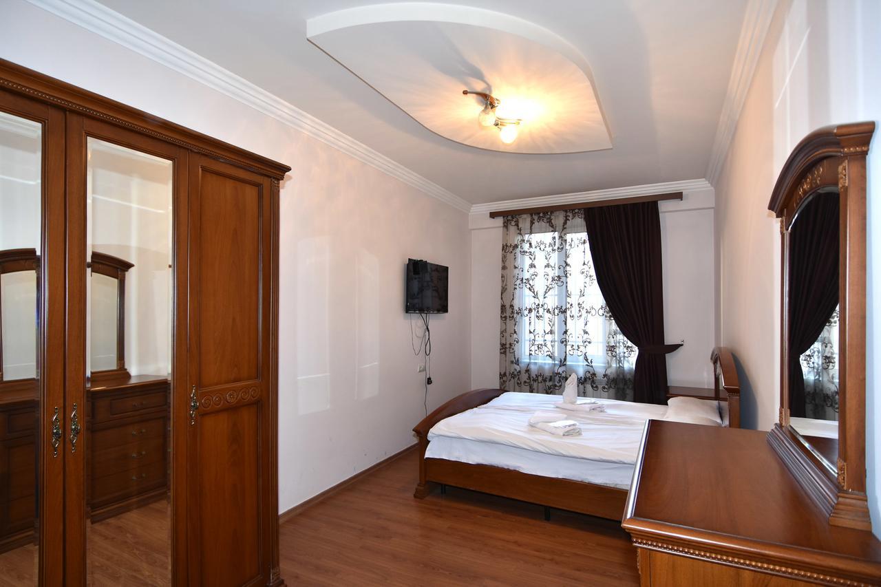 Rent Inn Yerevan On North Avenue Exteriér fotografie