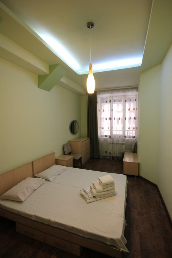 Rent Inn Yerevan On North Avenue Exteriér fotografie