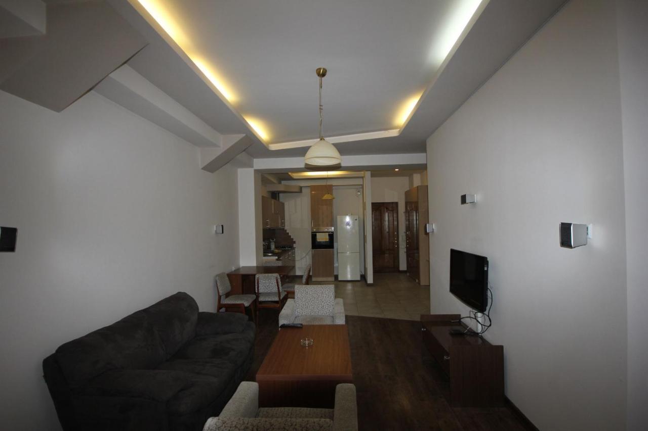 Rent Inn Yerevan On North Avenue Exteriér fotografie